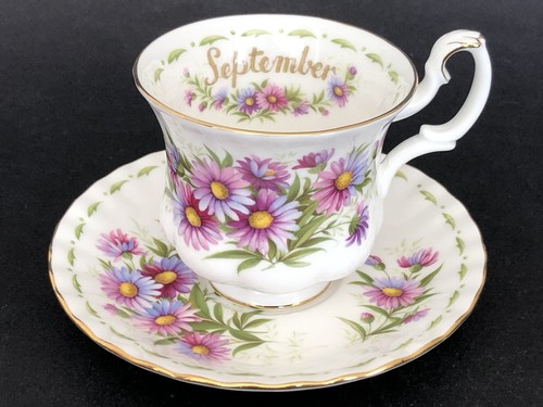 Très jolie tasse sous - sous,