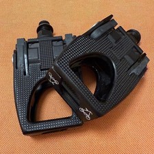 Pédale pliante ouverte STRIDA