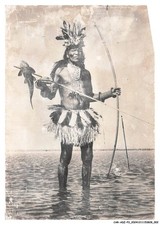 CAR-ADZP3-0206-BRESIL - ile fluviale de bananal - Pêche a l'arc - indien kara