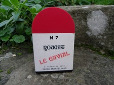 ANCIENNE BOÎTE BORNE KILOMÉTRIQUE NATIONALE 7 - NOUGAT LE GAVIAL