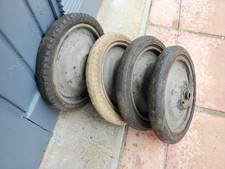 Roues pour voiture - pour, pédales