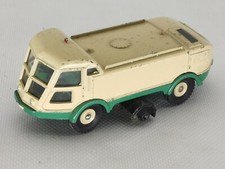 DINKY TOYS 596 BALAYEUSE LMV