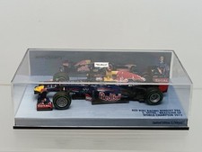 410120101- Minichamps  Red