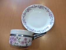 ENSEMBLE CASSEROLE ET ASSIETTE PORCELAINE DE PARIS ANNÉE 70 -  ETAT BON  !! - 