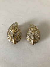 ?‍⬛ Jolie paire de boucles d'oreille à clips bijoux fantaisie vintage 11