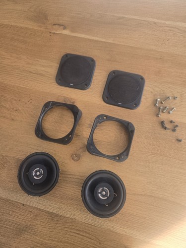 Grilles supports - &,