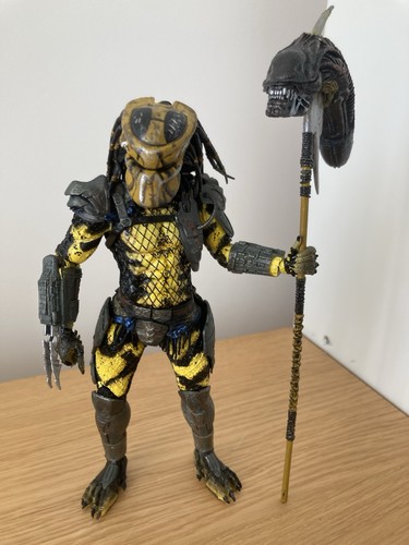 Neca yellow predator wasp - predator,