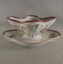 ORIGINALE SAUCIERE EN CERAMIQUE FAIENCE DE SARREGUEMINES  MODELE " STRASBOURG "
