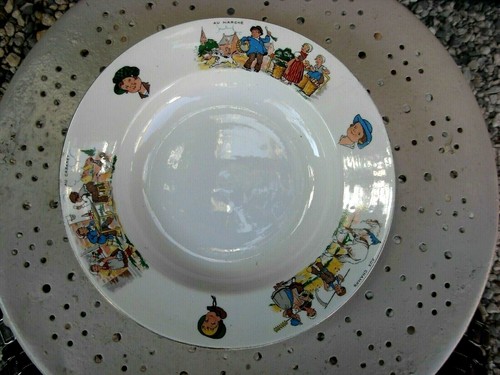 Belle assiette creuse parlante