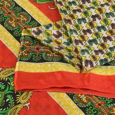 Tissu artisanal en soie