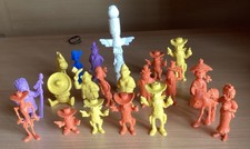  Lot de 21 anciennes figurines monochromes thème lucky luke