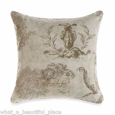 18" Vintage Floral Square