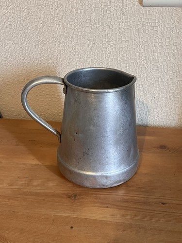 Petit pichet lait - pichet, à