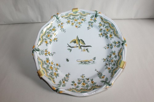 Assiette bouquetière en - /,