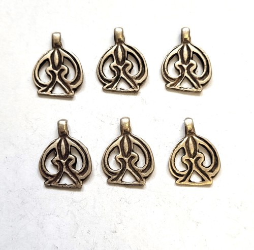 Lot anciens pendentifs - lot,