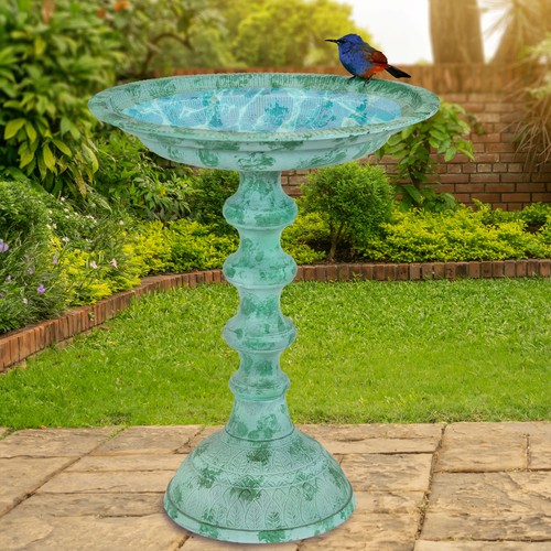 Backyard beauty metal bird - beauty,