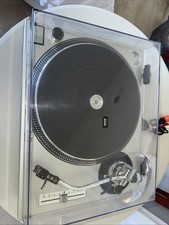 Technics SL-1200MK2