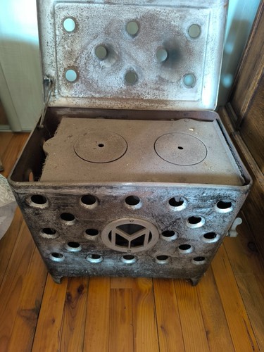 Ancien poêle bois - bois, en