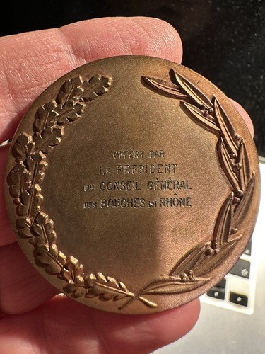 Médaille président du - le,