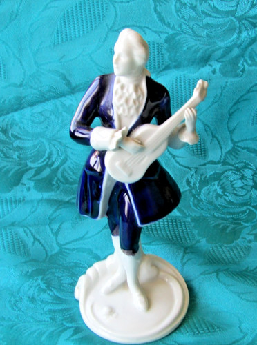 Sujet personnage musicien - , en