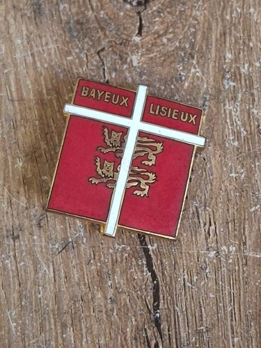 Ancienne broche religieuse
