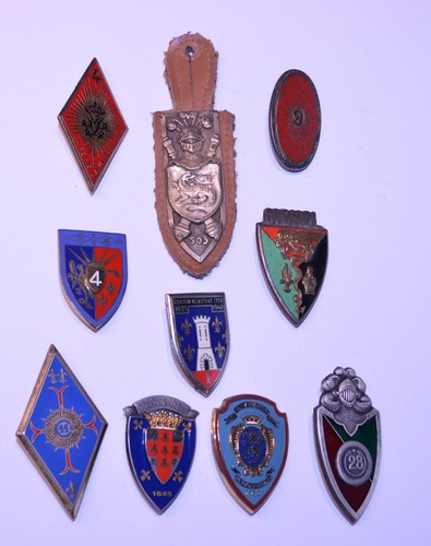 Insignes regimentaires - 8,