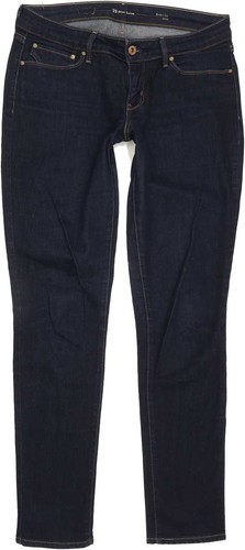 Levi demi curve - levi's,