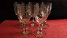 Service de 5 verres à vin cristal Saint Louis service Metz gravure 3216 Muguet