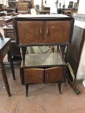 Paire de tables de chevet en