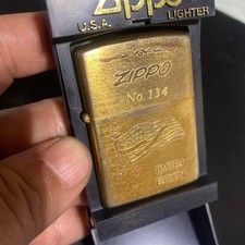Briquet à huile Zippo Limited