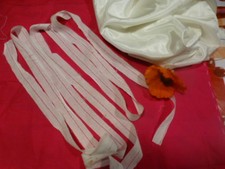 lot tissus blanc  satiné 1mx0,90 +2m,99 entre--deux  mercerie ancienne  blanc 