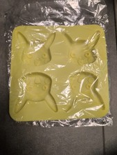 lot de 4 mini moule madeleine en silicone Pikachu Pokémon neuf 
