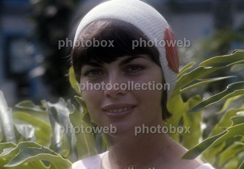 Mireille mathieu exclusive - mireille,