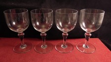 Service de 4 verres a vin
