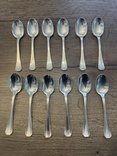 12 anciennes petites cuillères en métal argenté Christofle modèle Boréal
