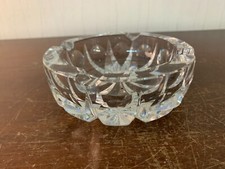 Cendrier taillé en cristal de
