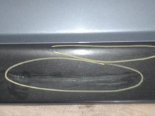 Baguette de porte avant droite