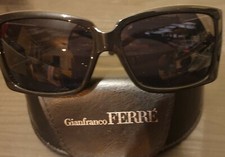 Superbes Lunettes FERRE