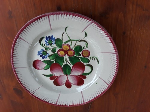 Assiette faïence est - faïence, de