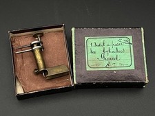 Outil à poser les cylindres Picard horlogerie rare pour montre de poche
