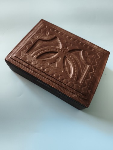 Boîte décorative relief