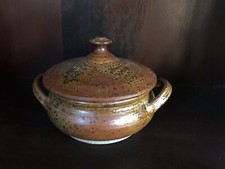 Pot Couvert Ou Soupière en