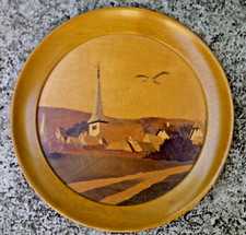 Ancienne assiette murale Mittelbergheim en bois signée