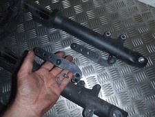 Kawasaki 650 ER6 N - Patte de Garde Boue sur fourche + vis