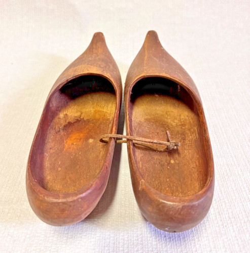 Ancienne paire sabots - paire,