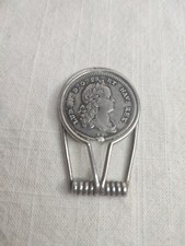 Ancienne pince à billets jeton Louis XV en argent massif