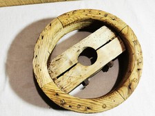 ANCIENNE ROUE EN BOIS POULIE