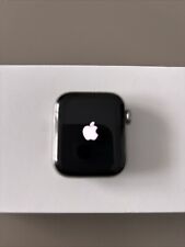 Apple Watch Acier - Series 6 - 40 mm avec Bracelet Milanais