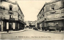 CPA Chinon Rue Neuve de l'Hotel de Ville (1420766)