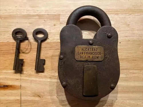 Lot clés cadenas - de,